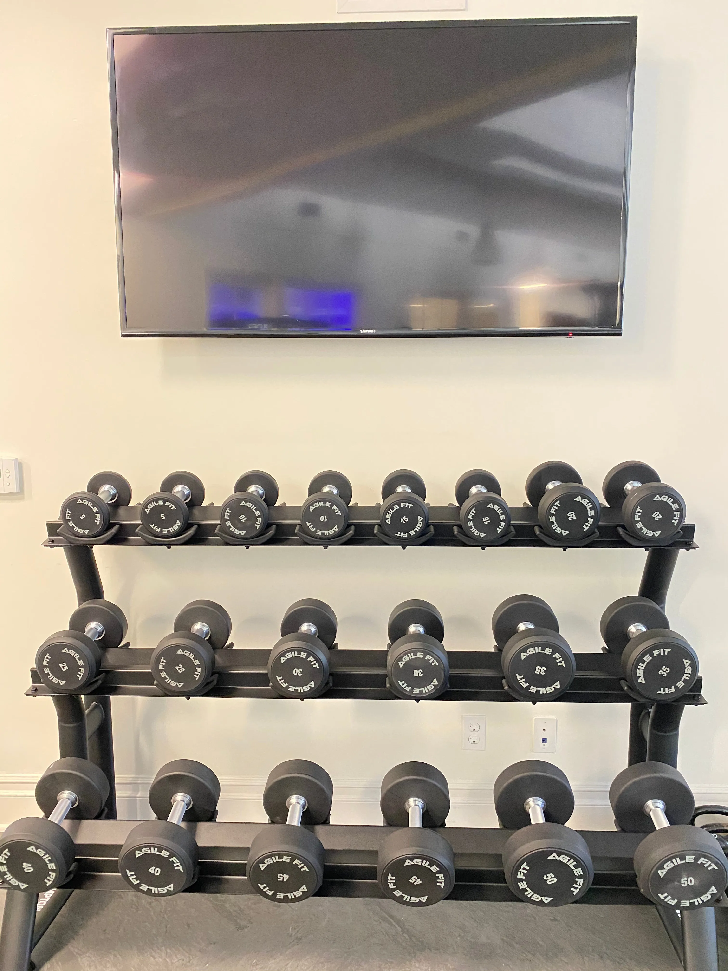 AgileFit Pro-Style Urethane Dumbbell Set 5-50lb