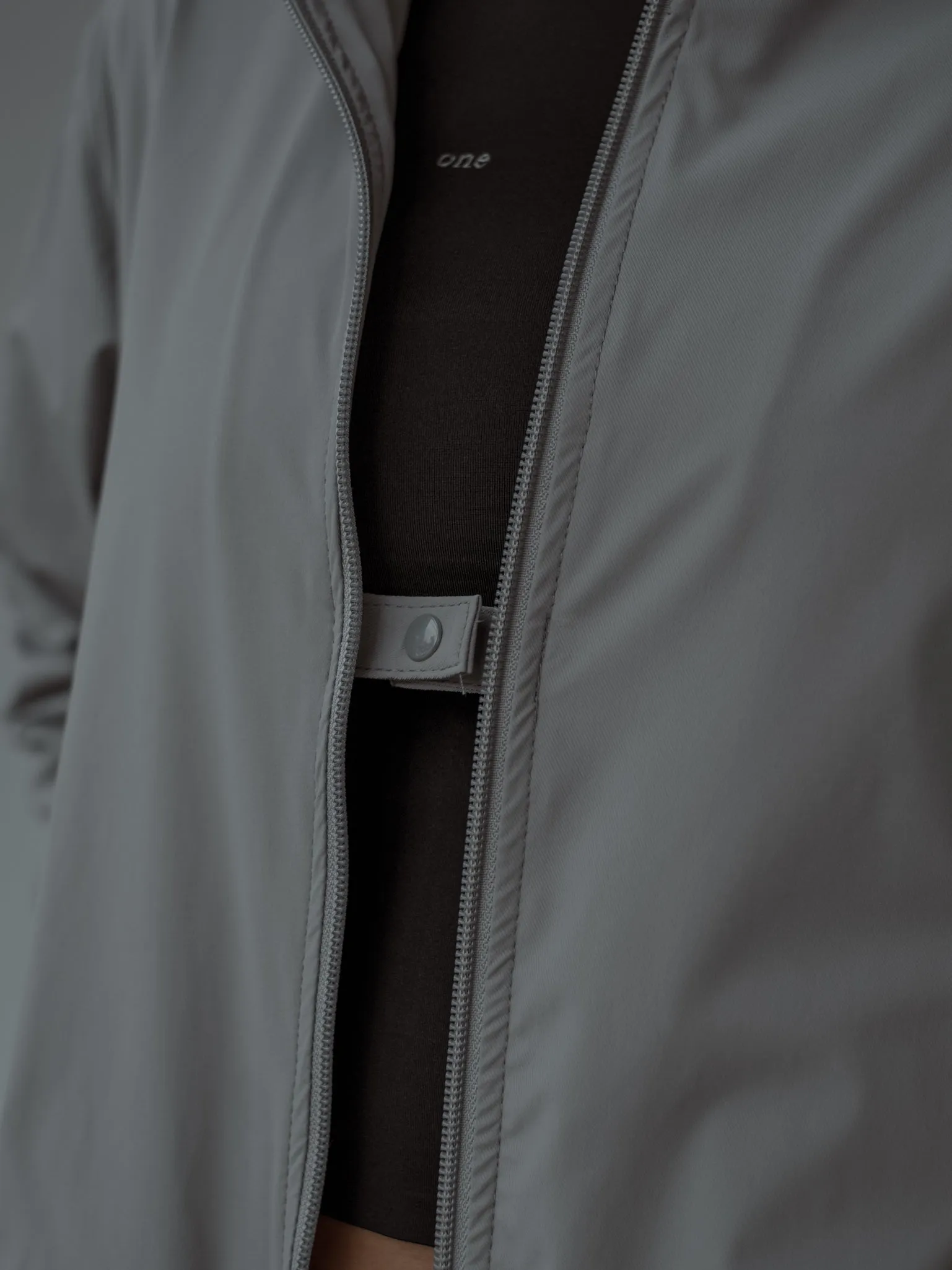 RACE WINDBREAKER - GRAY