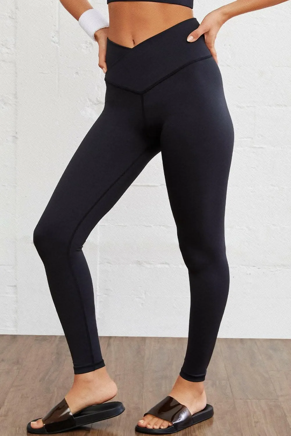 Sleek athletic leggings with wide band